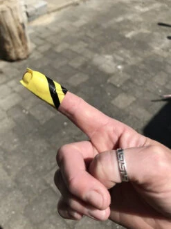 Bee-Patch -Camping Prix Réduits Magasin antivenin guepes abeilles frelon bourdon bee patch