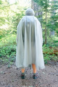 Six Moon Designs Gatewood Cape 17 Six Moon Designs Gatewood Cape -Camping Prix Réduits Magasin six moon design gatewood cape 04