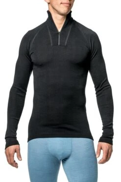 Woolpower Zip Turtleneck Lite 14 Woolpower Zip Turtleneck Lite -Camping Prix Réduits Magasin sous vetement laine merinos woolpower zip turtleneck lite 03