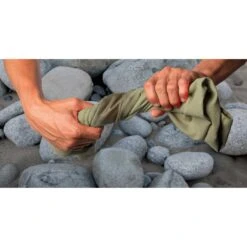 Serviette Pocket Towel Sea To Summit 18 Serviette Pocket Towel Sea To Summit -Camping Prix Réduits Magasin sts pocket towel 1